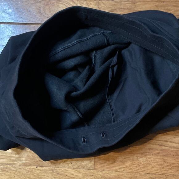 Lululemon Scuba High-Rise Short 5" - Picture 15 of 16